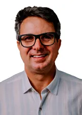 VINICIUS DE RESENDE