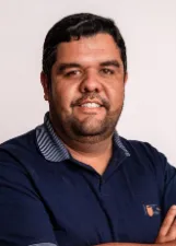 ADRIANO DE QUADROS
