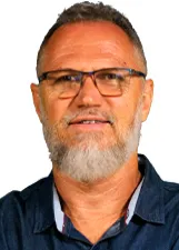 WELLIGTON BASTOS MAGALHÃES
