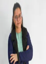 LIA CASSANDRA TRINDADE