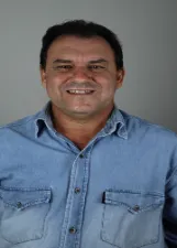ROBERTO FRANCISCO DE CAIRES