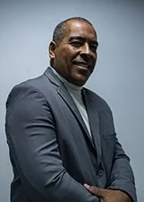 LUIS CLAÚDIO DOS SANTOS VALADARES