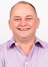 DOUGLAS ROSA GOMES
