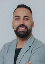 BRYAN LEE TAVARES