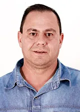 MOISES KERSCHER DE OLIVEIRA