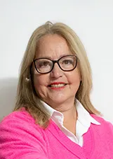 ELAINE CECHELERO