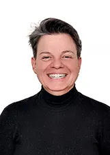 ELIZANDRA LEONEZI GUIMARÃES